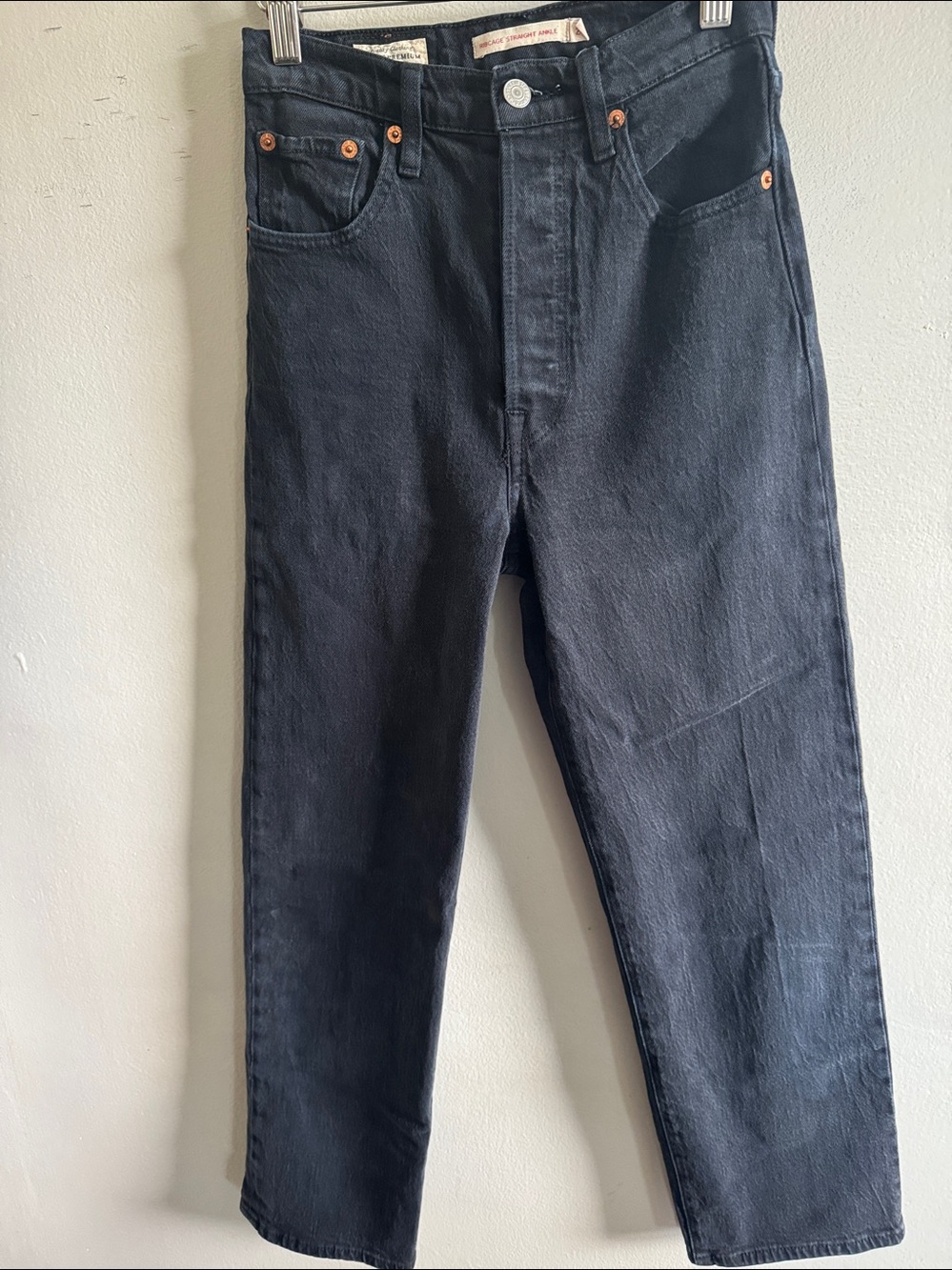 Levi’s Premium Ribcage straight ankle “BIG E” size 24